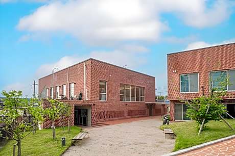 Yeongju Namseon Premium Stay