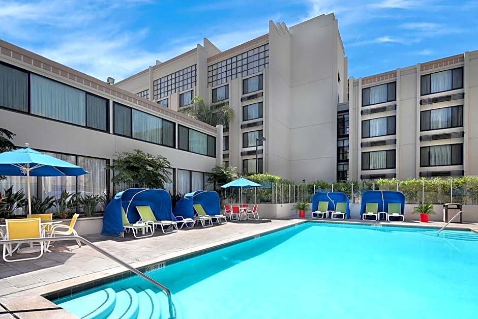 Holiday Inn Hotel & Suites Anaheim By IHG