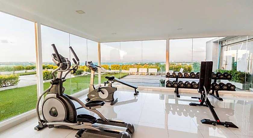 Club Royal Wongamat by Pattaya Sunny Rentals