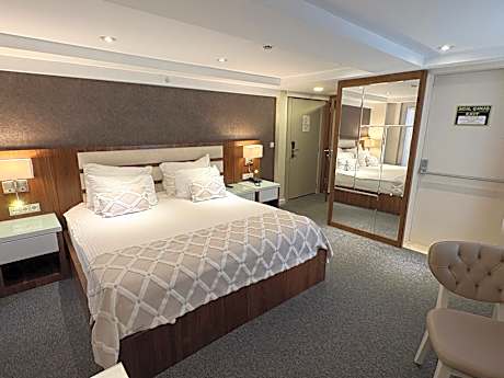 Business Room