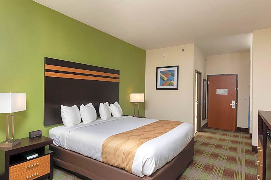 Quality Inn & Suites Mount Vernon