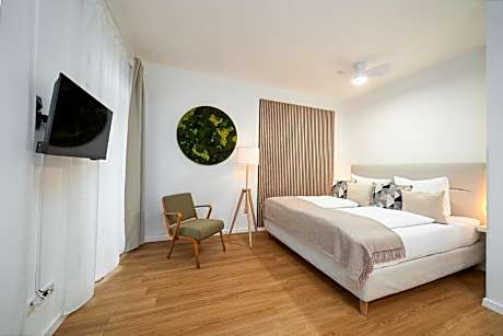 One-Bedroom Apartment with Terrace