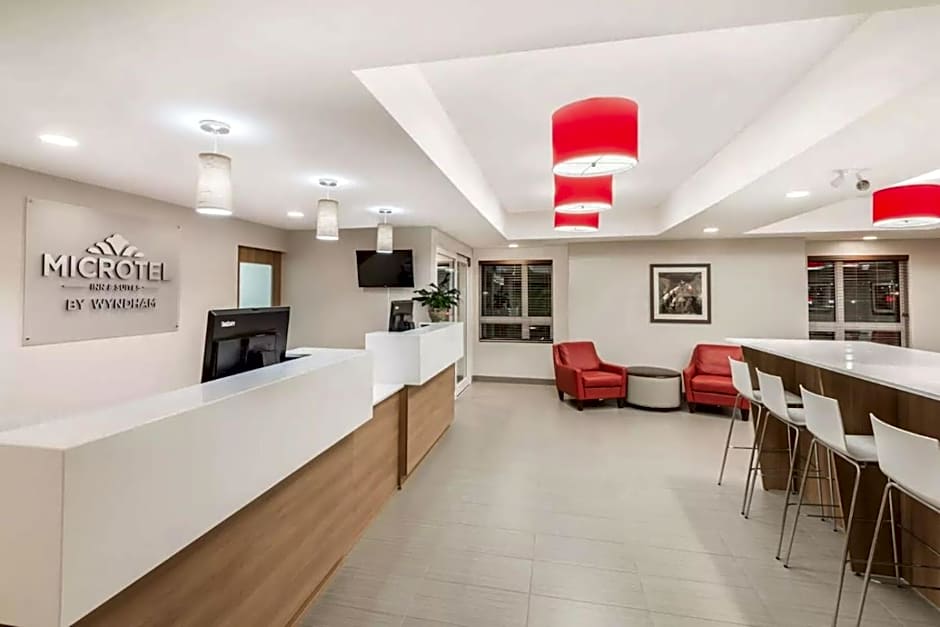 Microtel Inn & Suites by Wyndham Sudbury