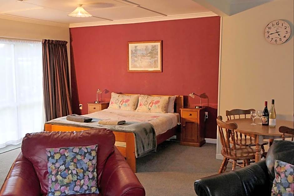Queenstown Holiday Park Creeksyde