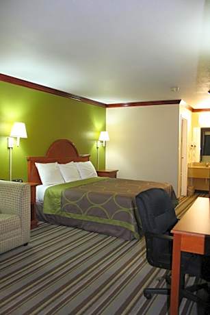 King Room - Non-Smoking