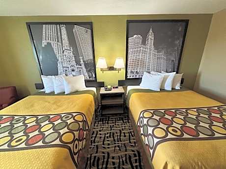 Queen Room with Two Queen Beds - Non-Smoking