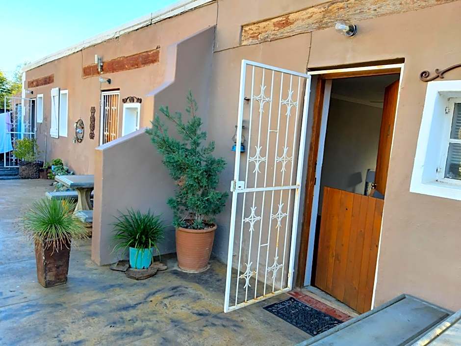 Carmel Villa B&B or Self-Catering