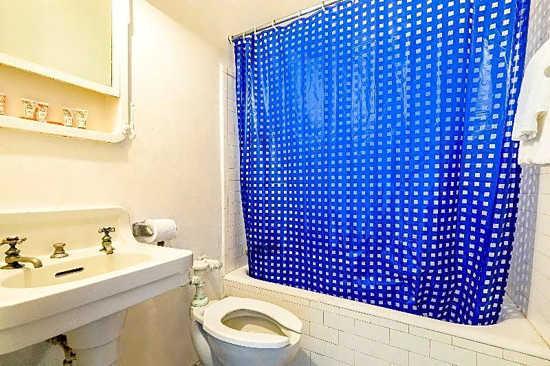 OYO Hotel Bradford Main St PA