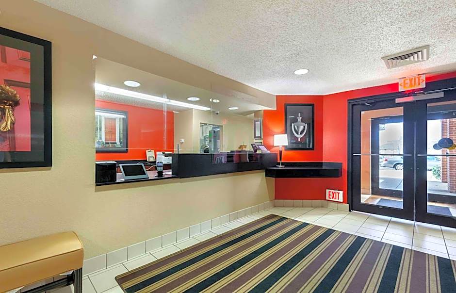 Extended Stay America Suites - Rockford - I-90