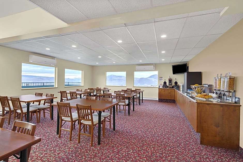 Days Inn by Wyndham Kamloops BC