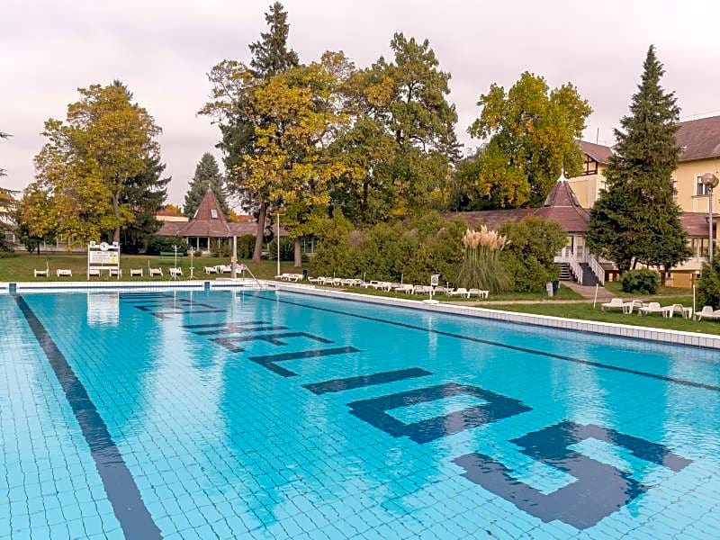 Hunguest Hotel Helios