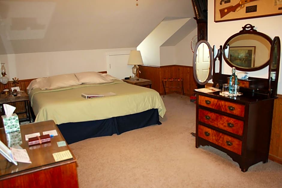 Woodrow House Bed & Breakfast
