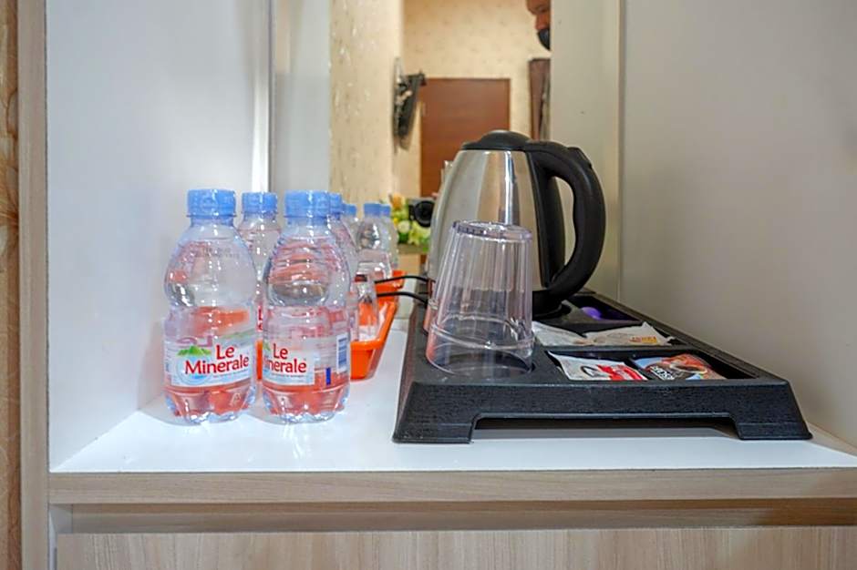 RedDoorz @ Jalan Majapahit Semarang