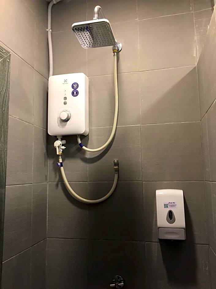 Sunset Homestay - Backpacker Hostel Self Checkin