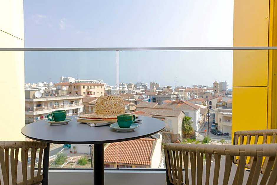 Hotel Indigo Larnaca By IHG- Adults Only