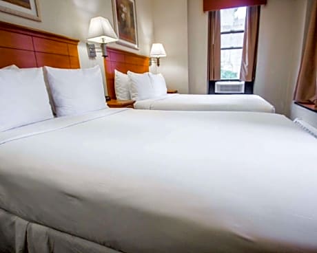 Deluxe Double Room with Two Double Beds