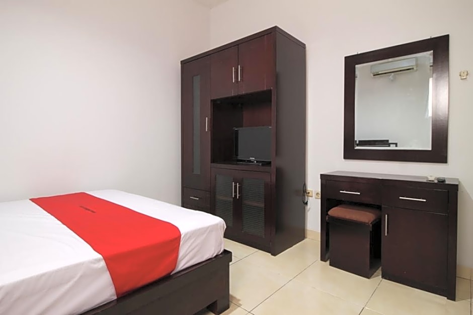 RedDoorz @ Pangeran Antasari 2