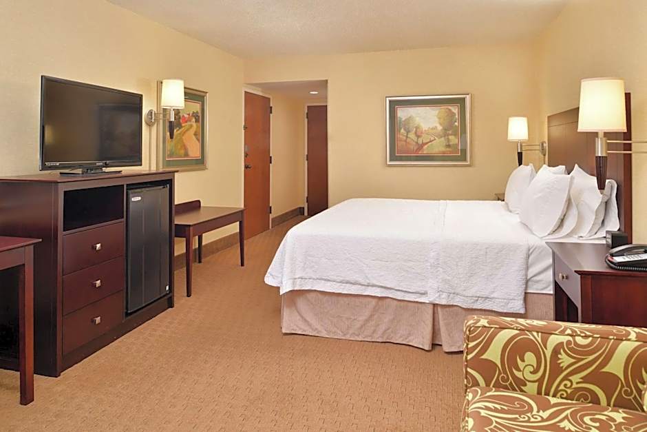 Hampton Inn By Hilton Staunton