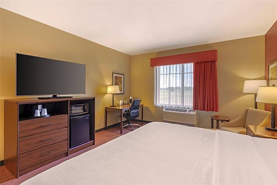 Best Western Plus Hudson Hotel & Suites