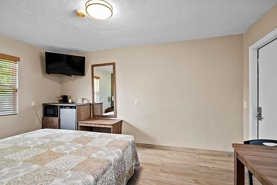 Tamiami Motel