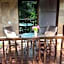 De Serenity - Exclusive Jungle Retreat