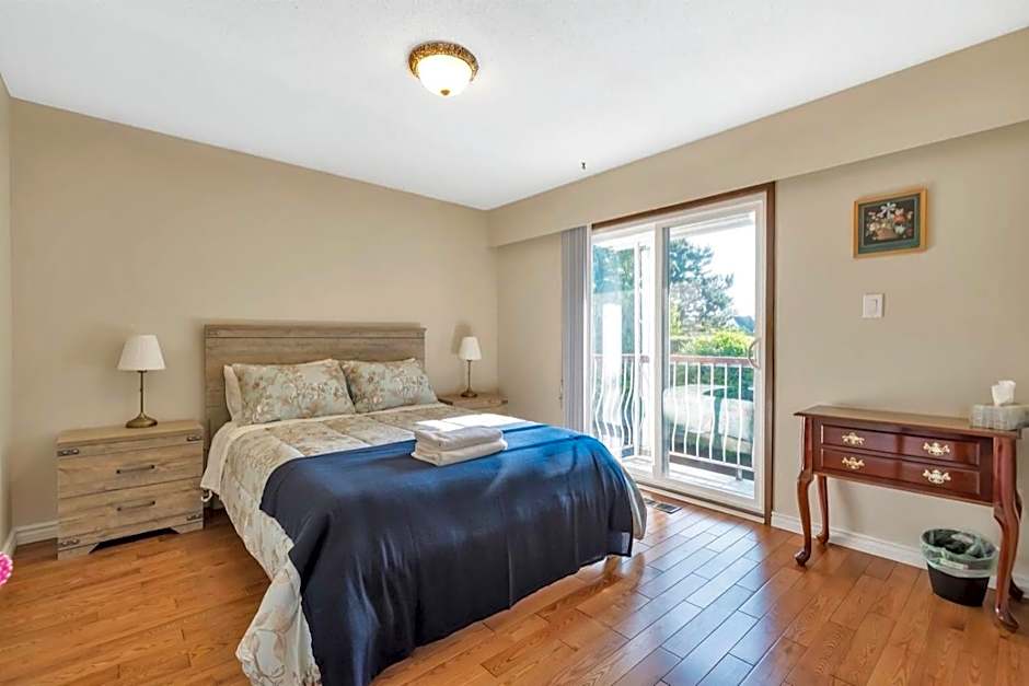 Orchid House near Vancouver YVR Airport