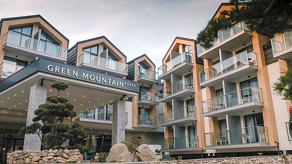 Green Mountain 5* Hotel