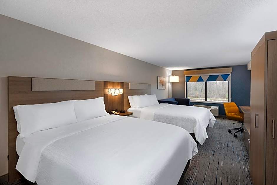 Holiday Inn Express & Suites Wadsworth by IHG
