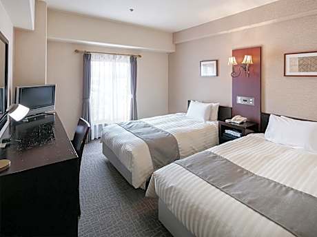 Twin Room - Non-Smoking