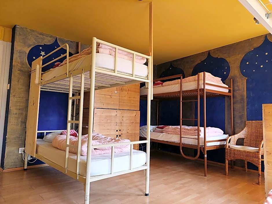 Oldtown Hostel Otter