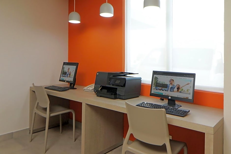 City Express Junior by Marriott Tijuana Otay