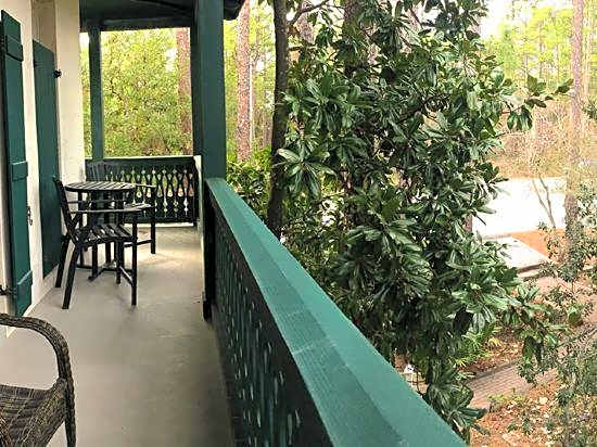 Hibiscus Coffee & Guesthouse