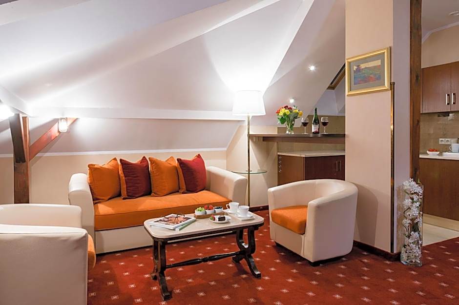 Booking Hotel & Spa