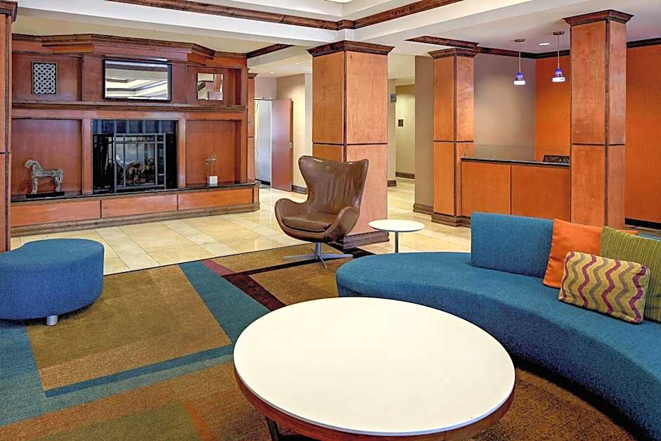 Fairfield Inn & Suites by Marriott San Antonio Seaworld/Westover Hills