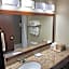 Quality Inn & Suites Green Bay - Ashwaubenon