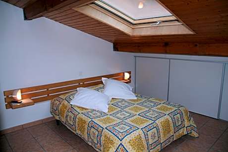 Duplex Apartment (4 Adults + 2 Children) with Sea View