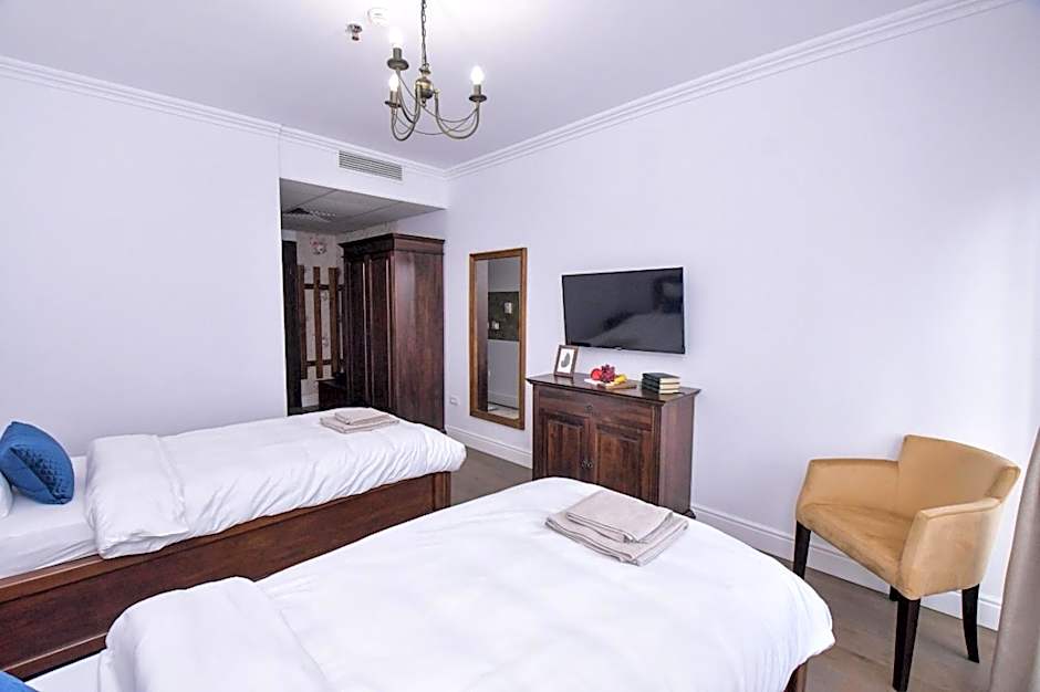 Hotel Yara
