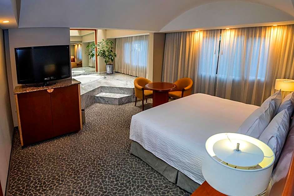 Courtyard by Marriott Mexico City Revolucion