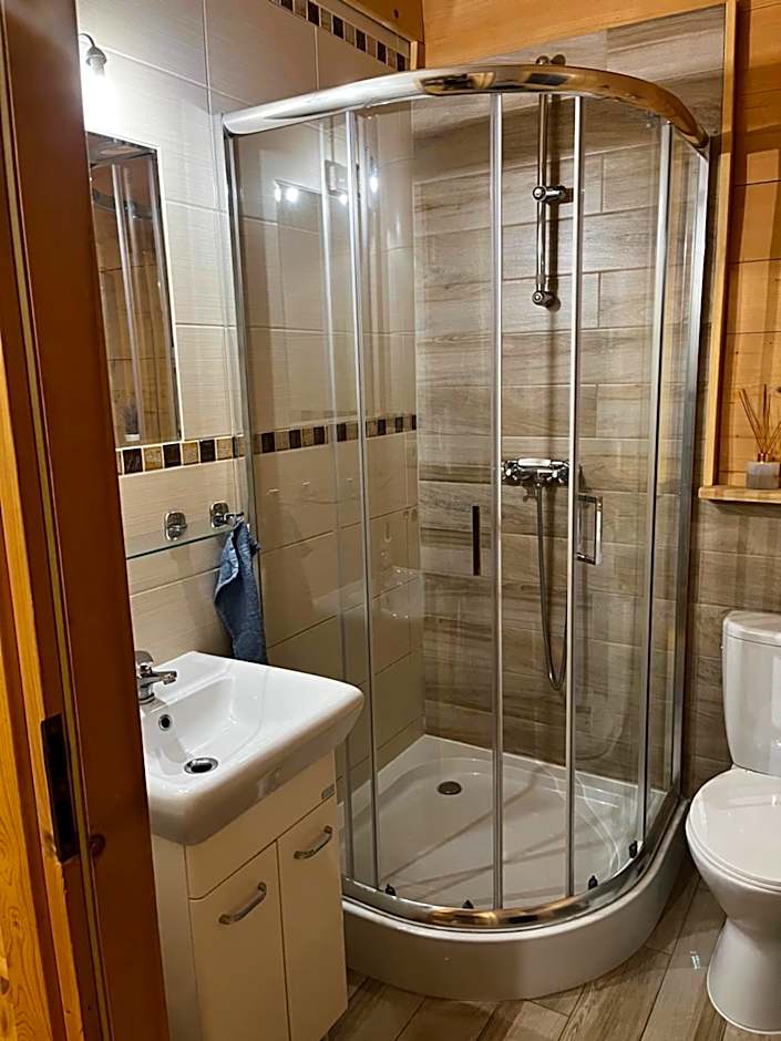 Domek z bali Tryszczyn nad Brdą