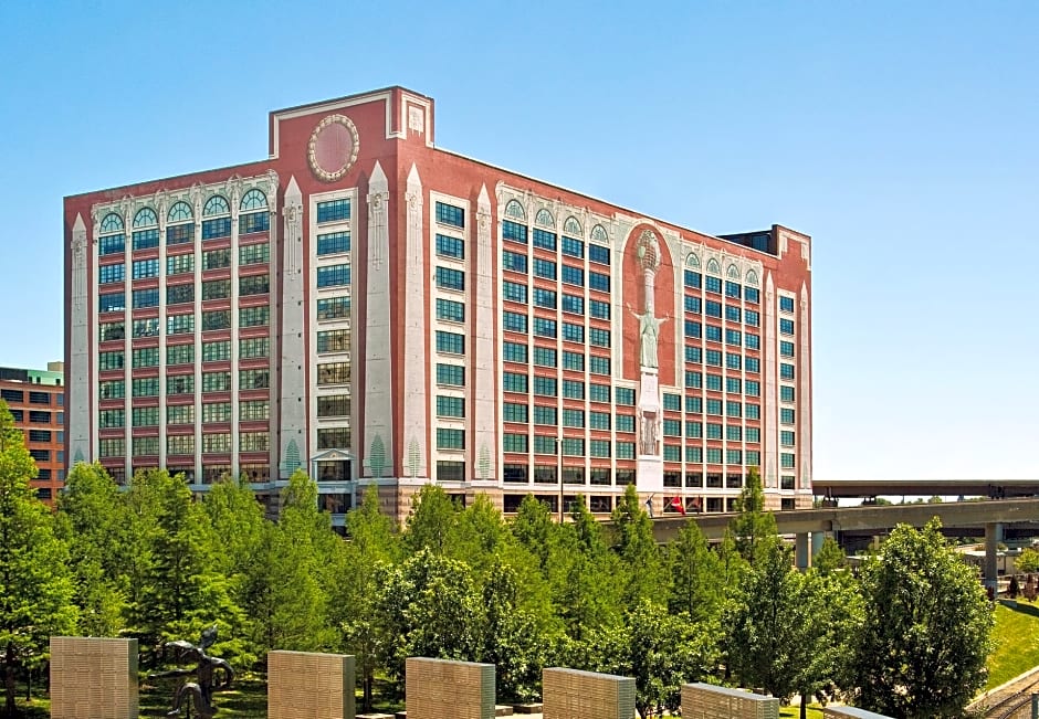 OYO Hotel St Louis Downtown City Center MO