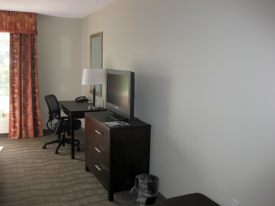 Country Inn & Suites by Radisson, Dearborn, MI