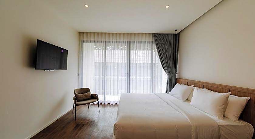 Shanti-Retreat Hotel