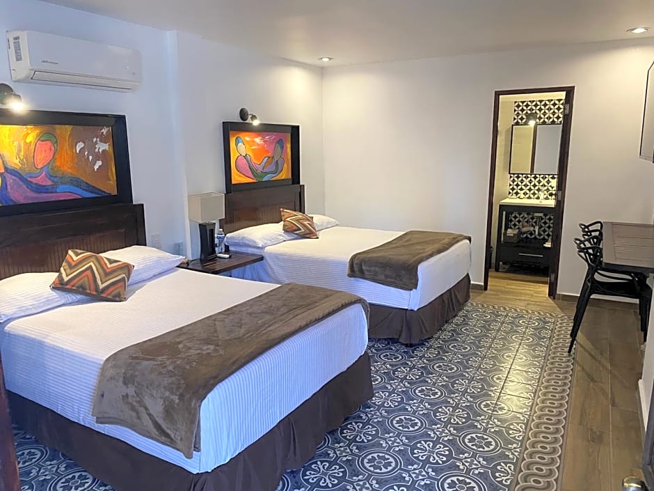 Hotel Raices de Mar