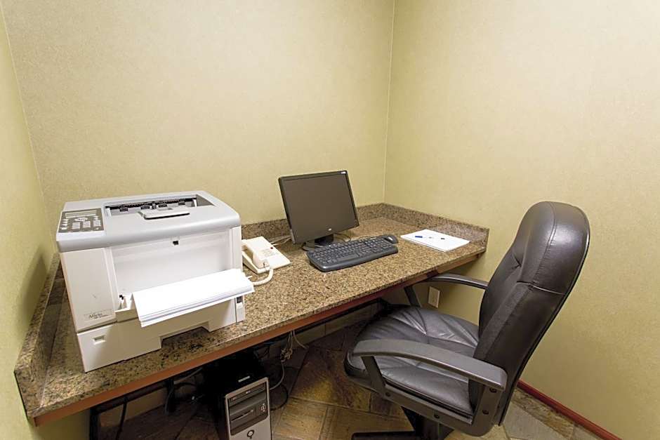 Holiday Inn Express & Suites Drayton Valley By IHG