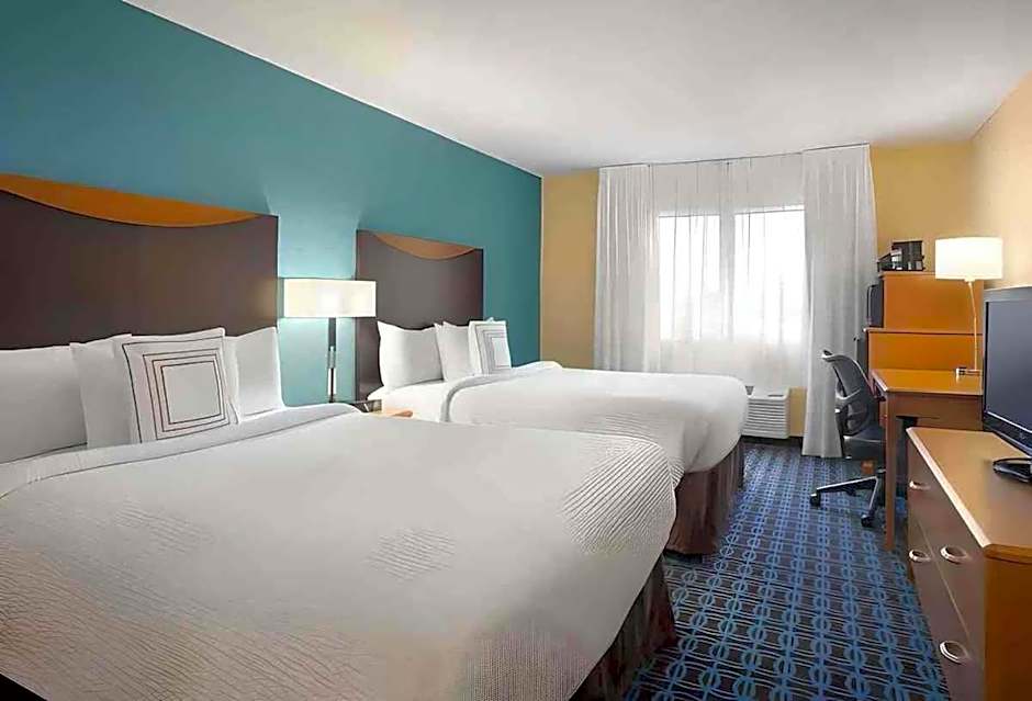 Dubuque Inn & Suites