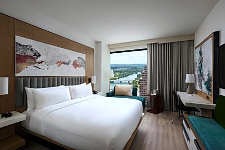 View King, Guest room, 1 King, City view, High floor