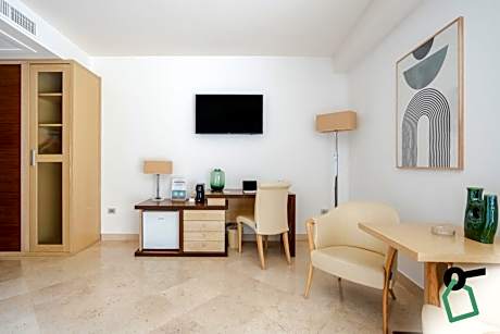 Standard Double or Twin Room with Balcony