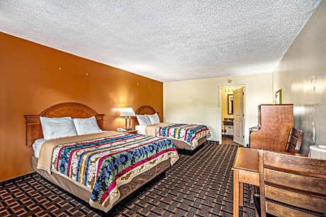 Queen Room with Two Queen Beds