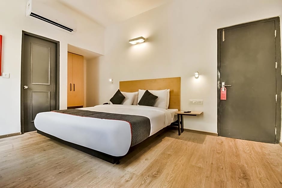 OYO Townhouse 182 Menka