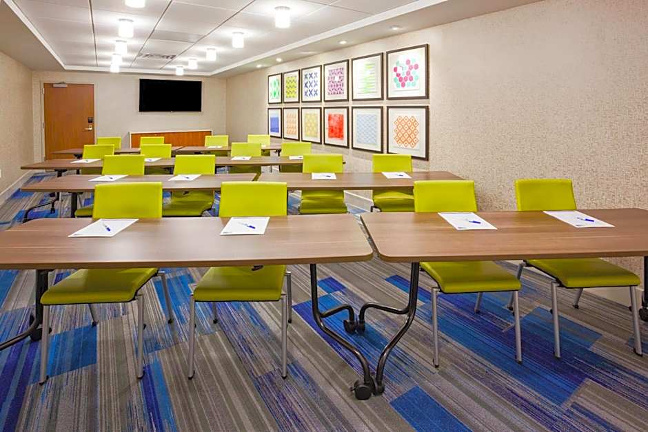 Holiday Inn Express-Des Moines Downtown By IHG